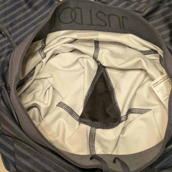 Nike Dri Fit Capri Leggings Size XS Black & Blue Horizontal Stripes 503476-437 - Picture 3 of 12